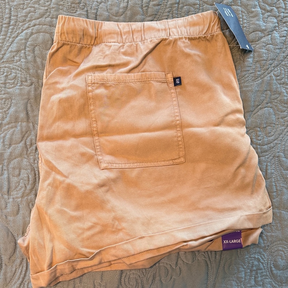 GAP Light Brown Casual Shorts - Picture 2 of 2